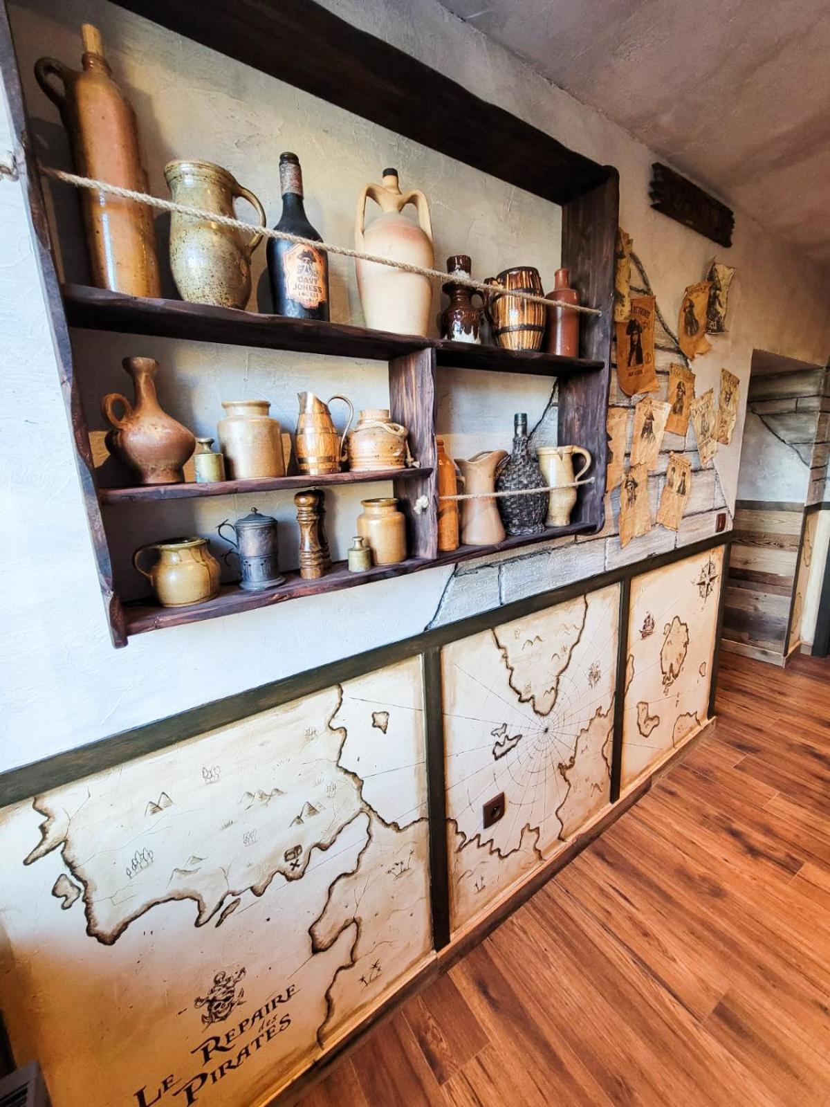 Le Repaire Des Pirates Logement Magique Sainte-Croix-en-Plaine エクステリア 写真